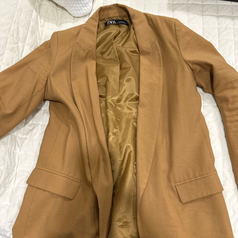 Zara blazer size M